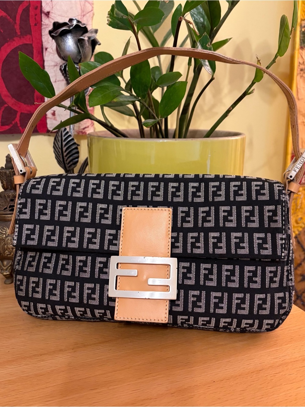 FENDI Zucchino Mamma Vintage Y2K Canvas Black Baguette Shoulder Bag Authentic